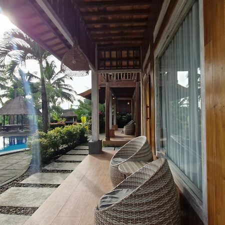 Peraja Bungalows Loyok Sangyang Luaran gambar