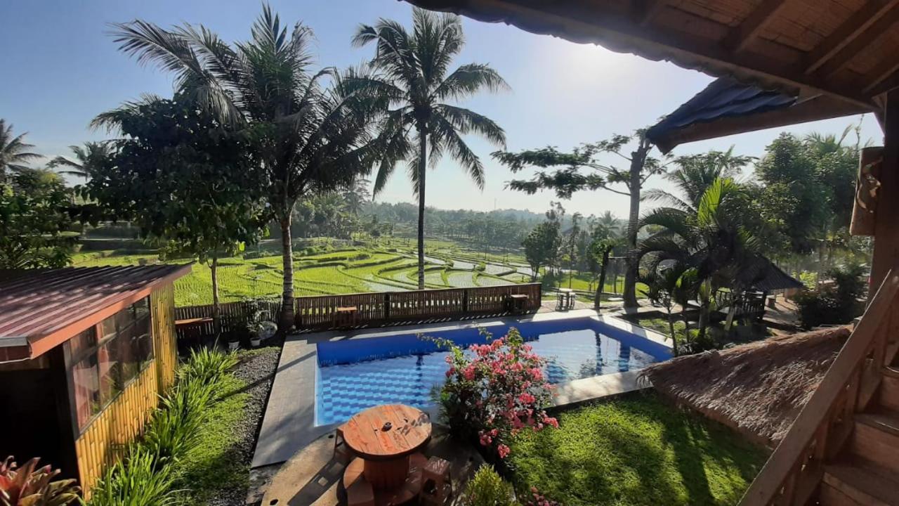 Peraja Bungalows Loyok Sangyang Luaran gambar