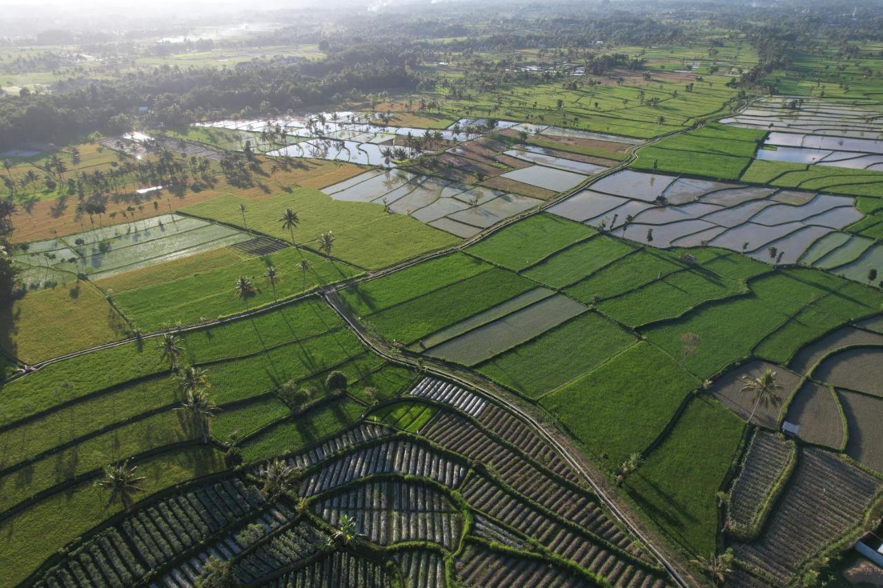 Peraja Bungalows Loyok Sangyang Luaran gambar