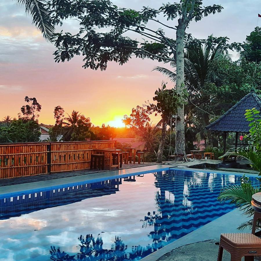 Peraja Bungalows Loyok Sangyang Luaran gambar