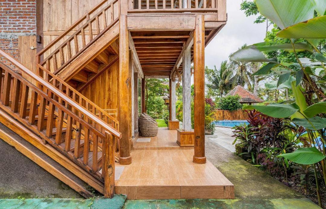 Peraja Bungalows Loyok Sangyang Luaran gambar