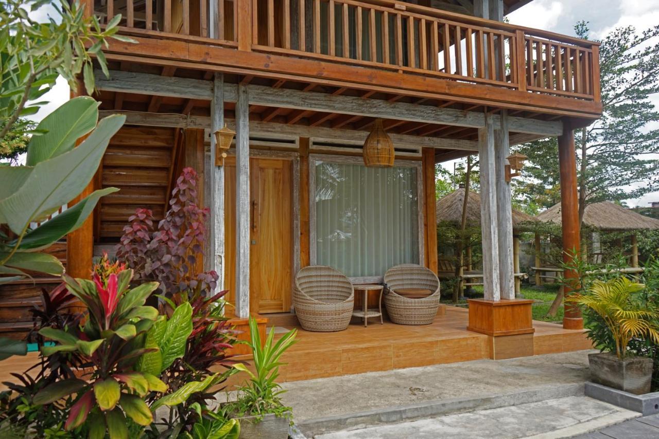 Peraja Bungalows Loyok Sangyang Luaran gambar