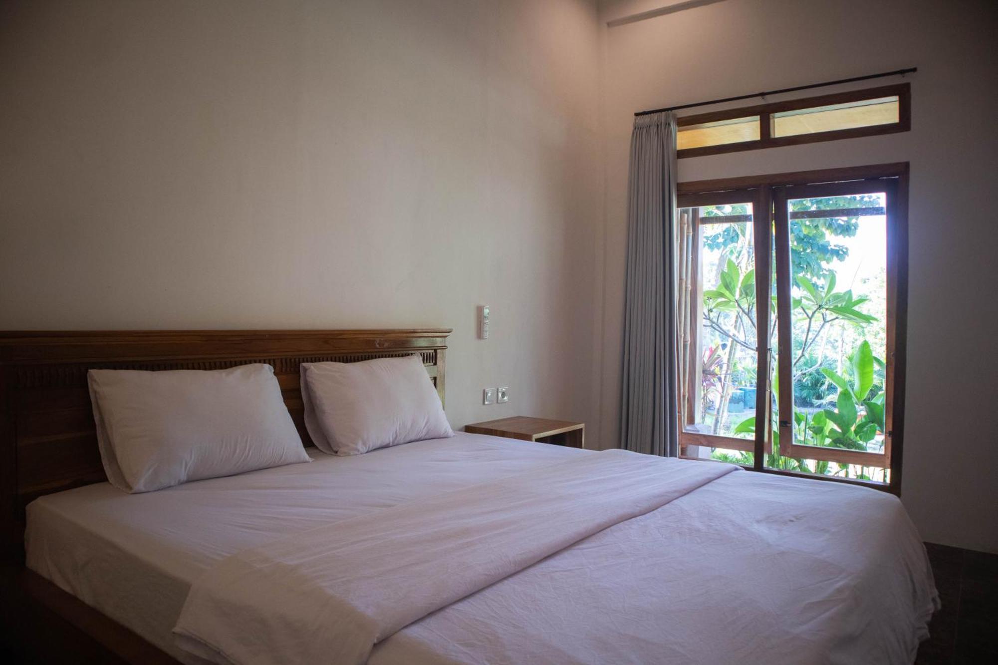 Peraja Bungalows Loyok Sangyang Luaran gambar